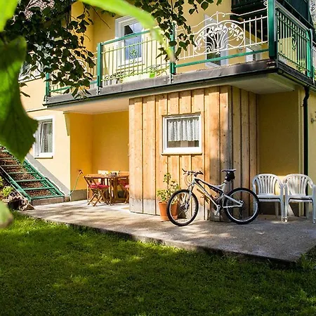 Hallstatt Feeling - - Self Check-in *