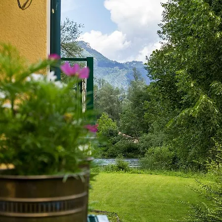 Hallstatt Feeling - - Self Check-in