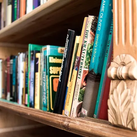 Hallstatt Feeling - - Self Check-in *