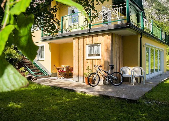 Hallstatt Feeling - - Self Check-in *